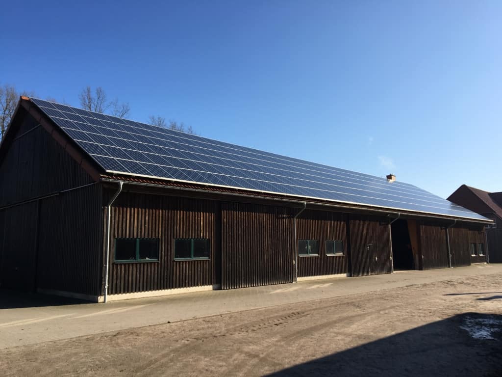 Photovoltaik Maschinenhalle Tütsberg | VNP Stiftung Naturschutzparkk Lüneburger Heide