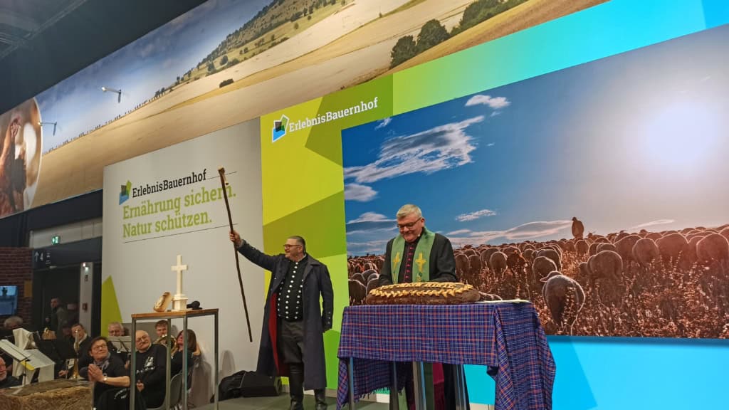 schäfer knut kucznik geweihter hirtenstab foto heike brenken